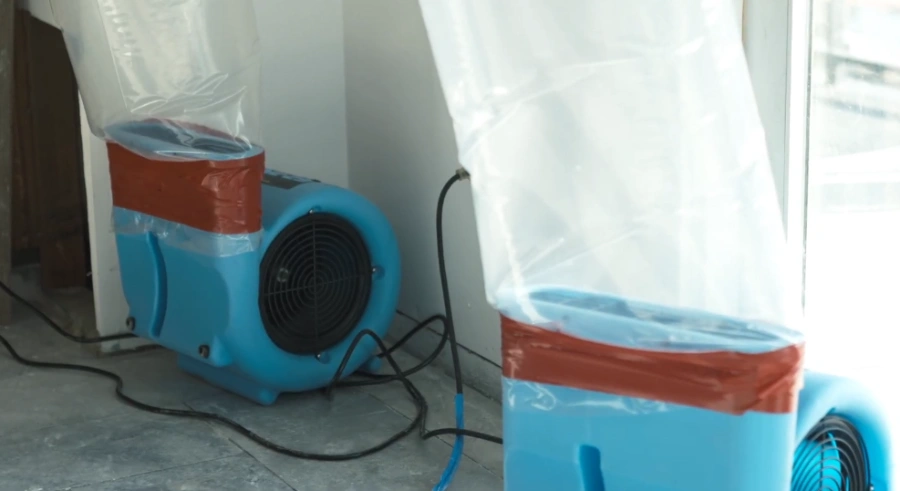 Air mover structural drying Bellevue WA