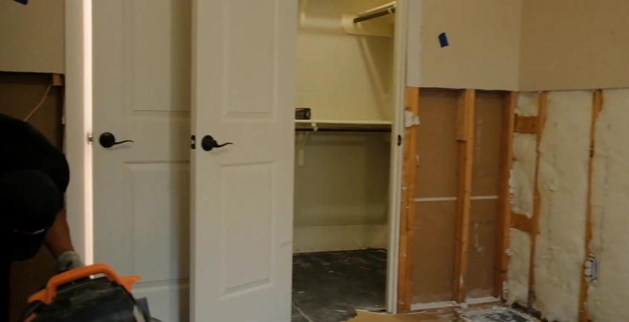 Fire water damage structural drying Bellevue WA